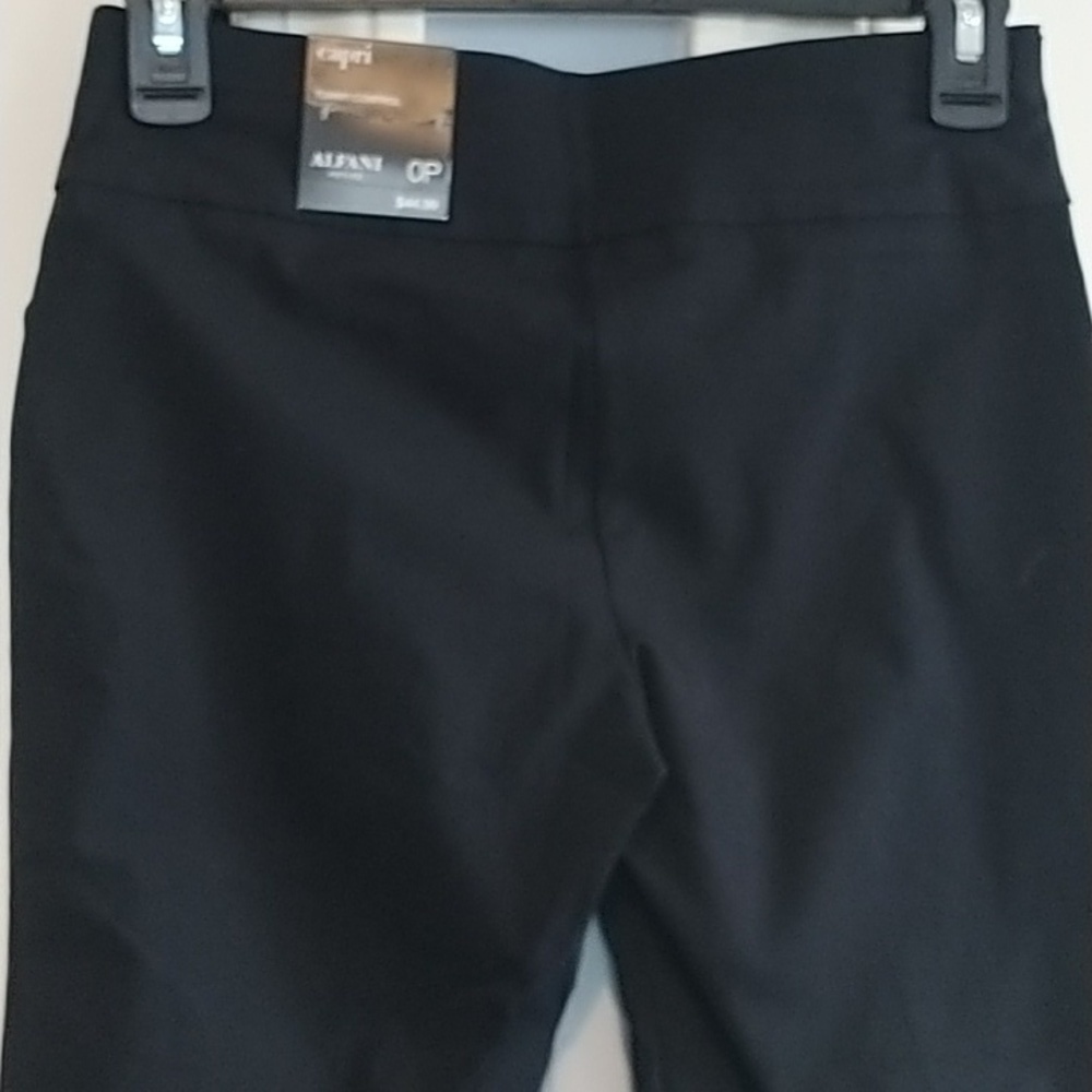 Alfani Ebony Black Capri Stretch Pants sz 0P - Picture 5 of 10